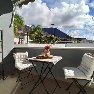 https://apartamento-bajamar-tenerife-bajamar-la-laguna.tenerifehoteles.net