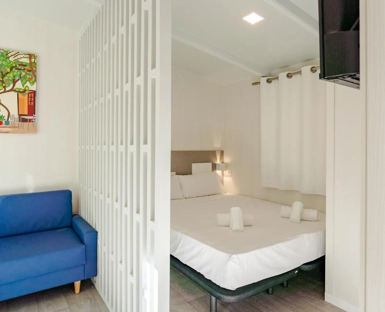 Costa Del Sol Glamping Village Fuengirola 4*,